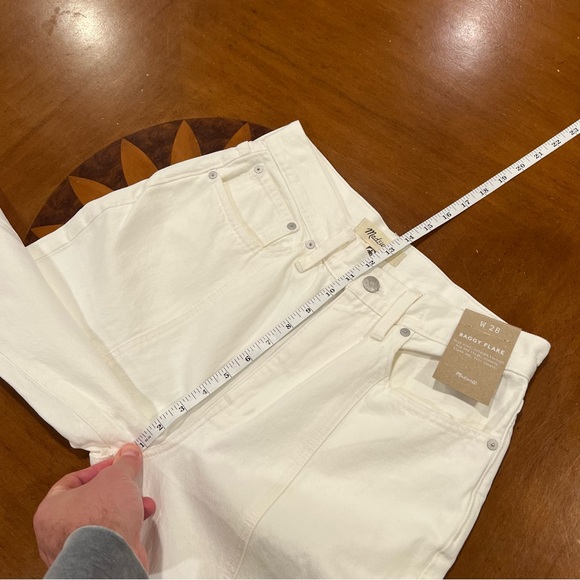 NEW Madewell Baggy Flare Jeans in Tile White: Front Slit Edition Size 28 - Picture 13 of 16